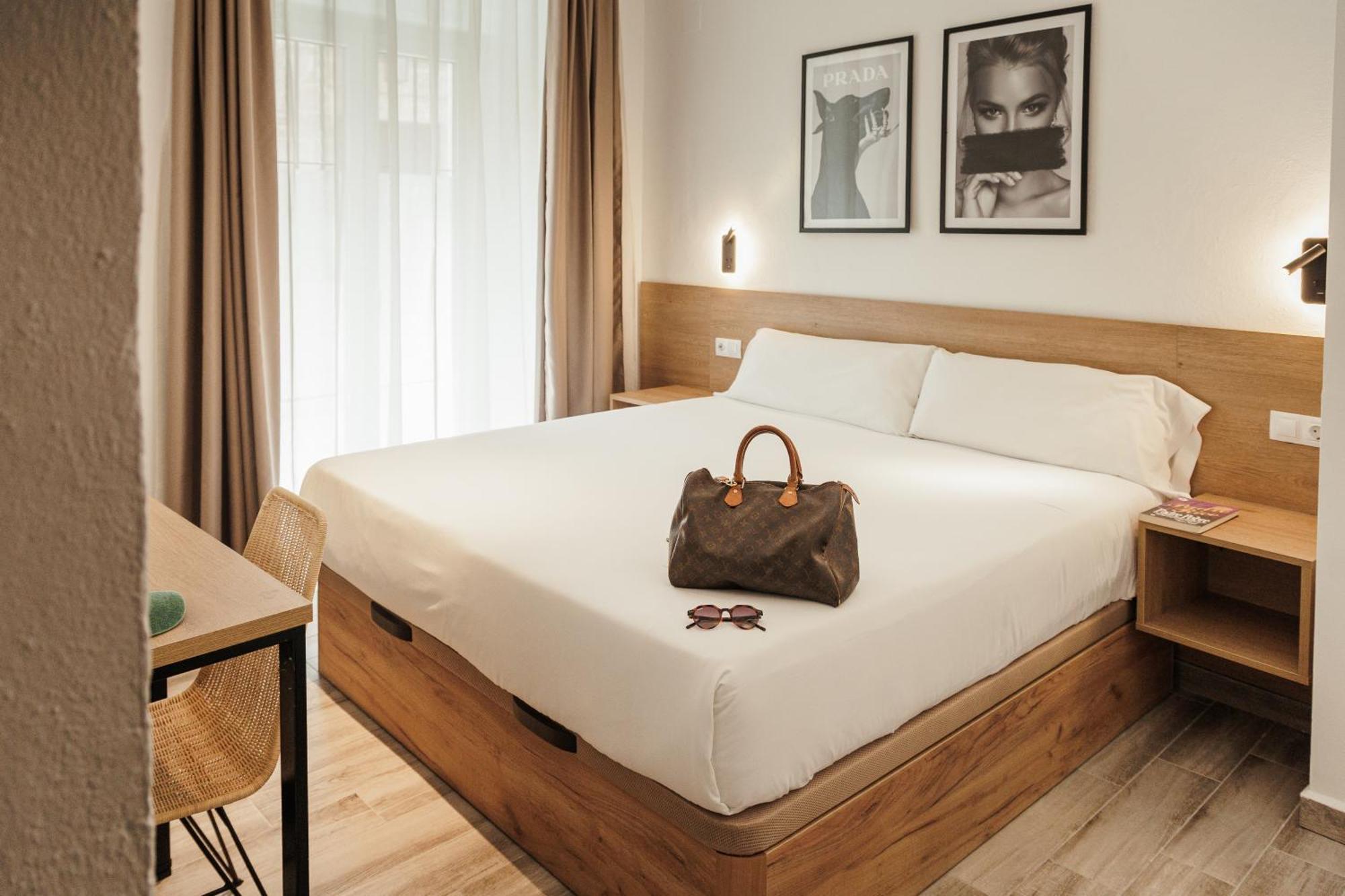 Astuto 21 Suites - Adults Only Jerez de la Frontera Luaran gambar