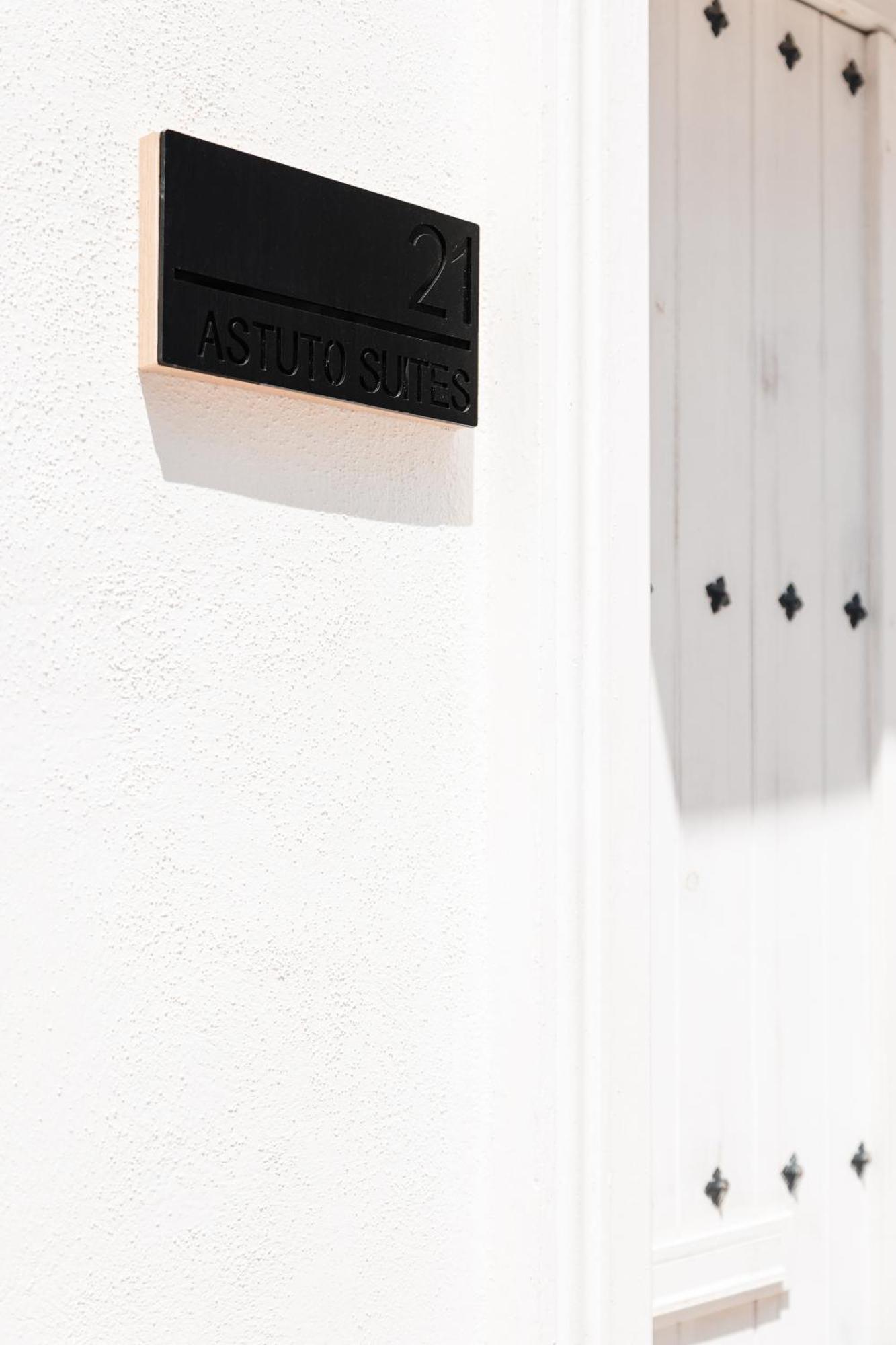 Astuto 21 Suites - Adults Only Jerez de la Frontera Luaran gambar