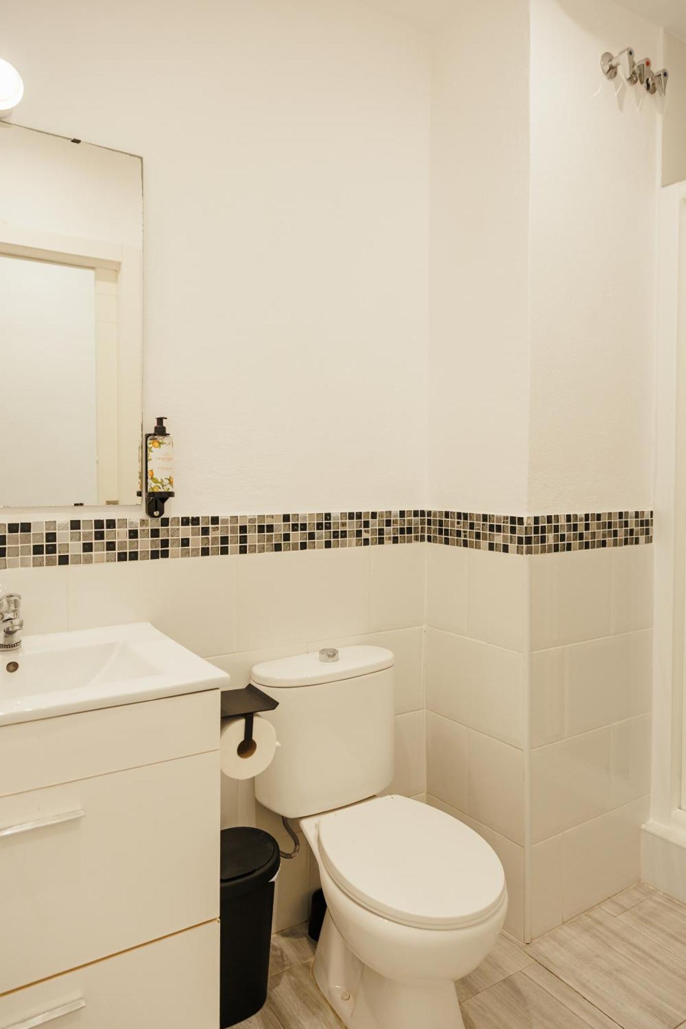 Astuto 21 Suites - Adults Only Jerez de la Frontera Luaran gambar